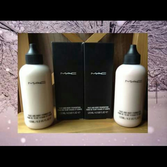 Huge Mac Liquid Foundation ! ( Replica ) - Picture 1 of 1