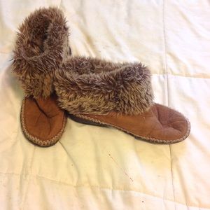 Faux Fir Lined Slippers
