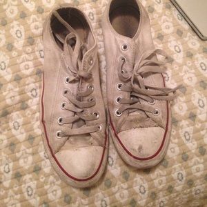 super cute worn white converse