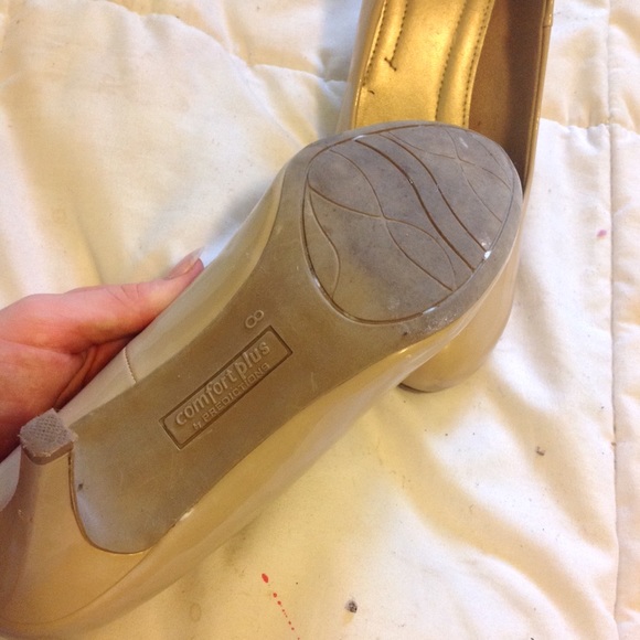 ComfortPlus Heels - Picture 3 of 3