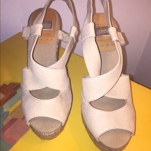 KANNA size 6.5 wedge sandals