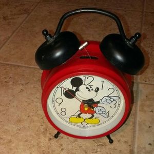 Disney Mickey Mouse clock