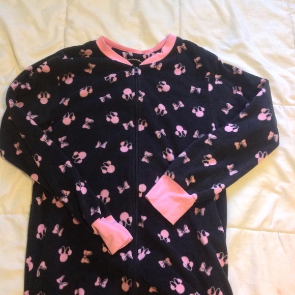 Authentic Disney Minnie Mouse Footies - Picture 3 of 3