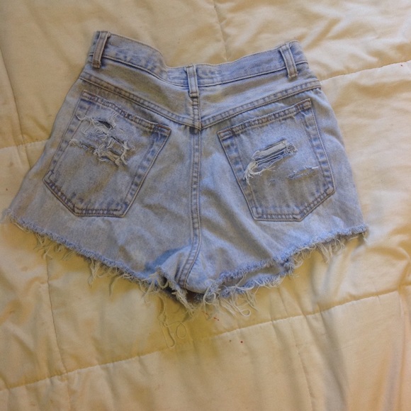 Distressed High Waisted Shorts - Picture 2 of 2