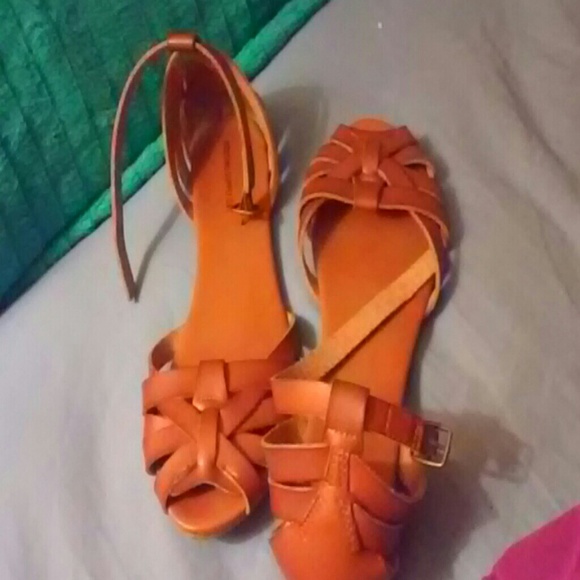 Brown strapped sandals