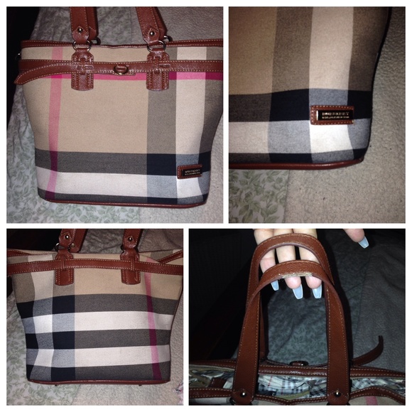 Burberry purse