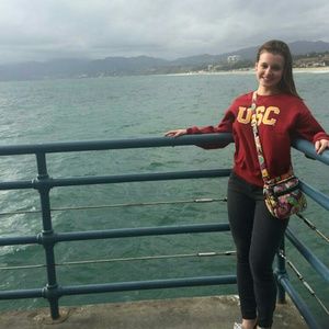 Meet your Posher, Kelly