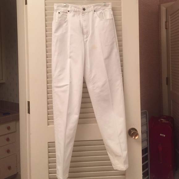 Liz Claiborne white jeans