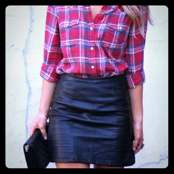 H&M Dresses & Skirts - Faux leather mini skirt