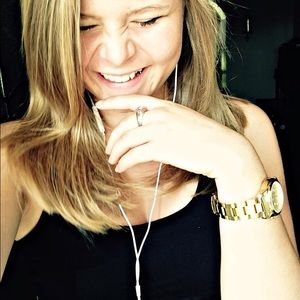 Meet your Posher, Harley