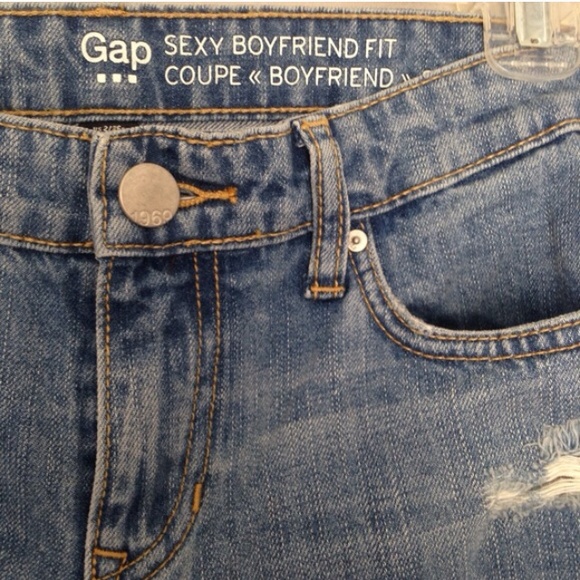 Gap Sexy Boyfriend Jeans - Picture 3 of 4