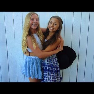 Meet your Posher, Lily