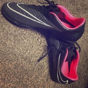 Indoor Nike hypervenom