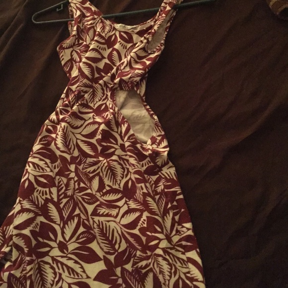 Dress - Picture 2 of 3
