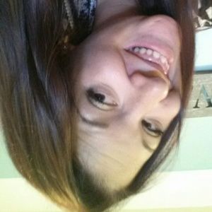 Meet your Posher, Ashleigh