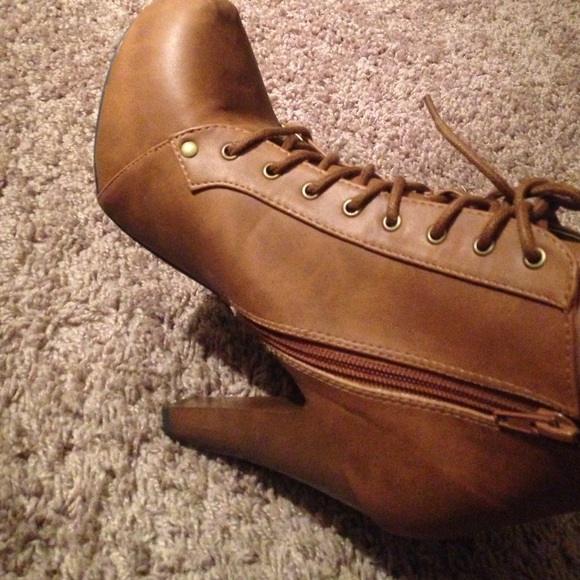 Boot heels - Picture 4 of 4