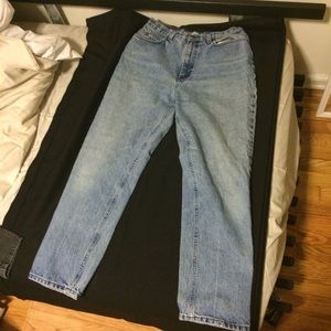 Vintage High-Waisted Jeans