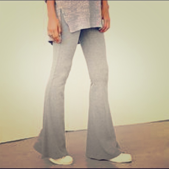 Knit ribbed flare pants