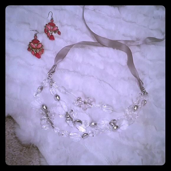 FREE Statement necklace +earrings w $30 purchase