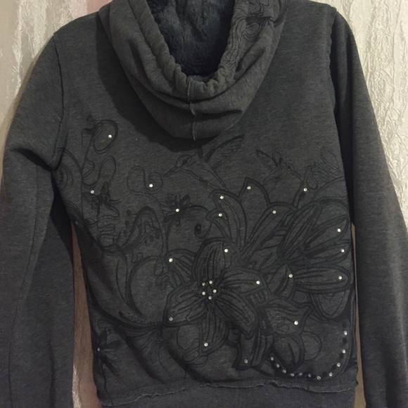 Furry winter jacket - Picture 2 of 3