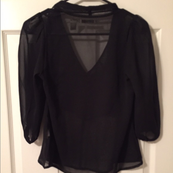 Black flowy blouse - Picture 3 of 3