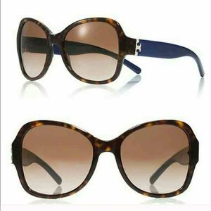 Beautiful Tory Burch oversize sunglasses