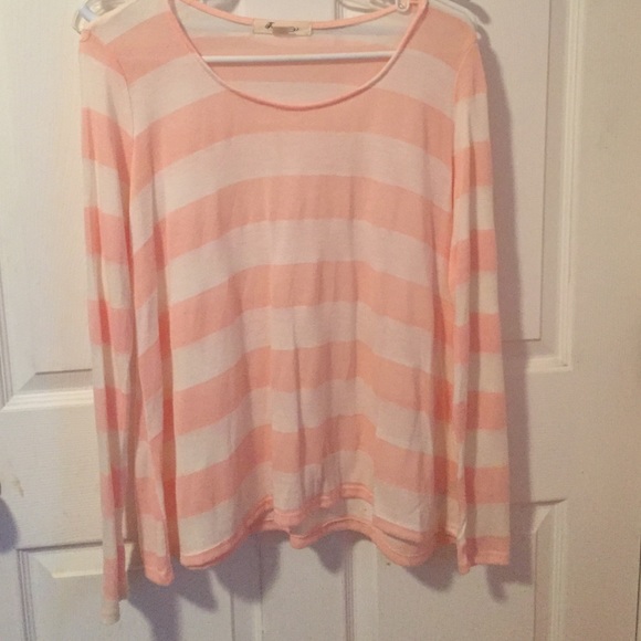 Forever 21 long sleeve shirt