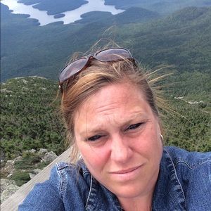 Meet your Posher, Jennifer