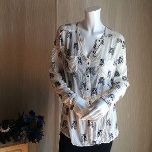 ZARA TRAFALUC Long Sleeve Tiger Print Top