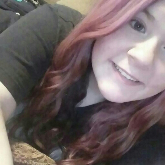 Meet your Posher, Taylor - Picture 1 of 1