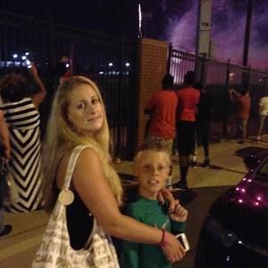 Meet your Posher, Amy