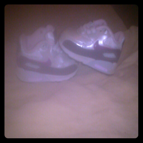 Light/Dark Purple & Silver Nike Airmax90 infant 3
