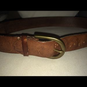 Distressed patterned brown leather belt