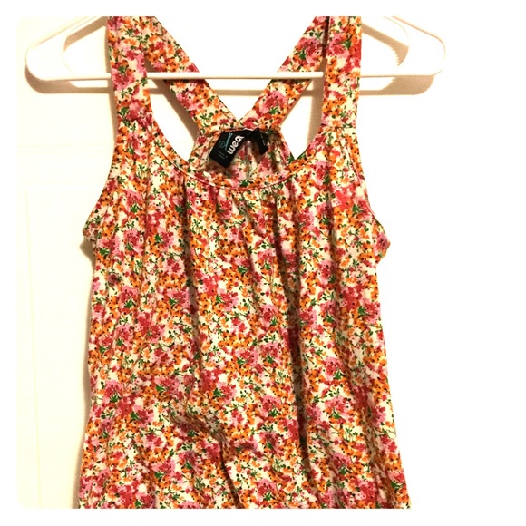 Flowery tank