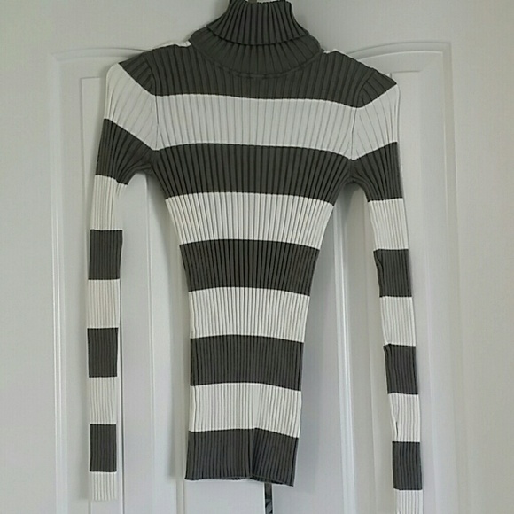 (Sold) Long sleeves (Sold)