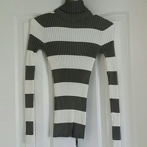 (Sold) Long sleeves (Sold)