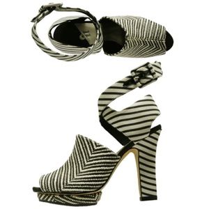 Isabel Toledo for Payless Izzy size 8