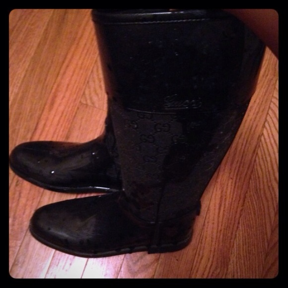 Authentic Gucci rainboots