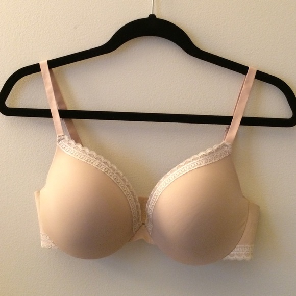 REDUCED!- Elle Macpherson convertible bra