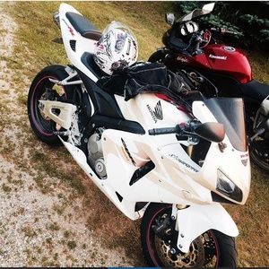 Meet your Posher, Ivette