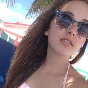 Meet your Posher, Savannah