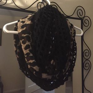 Leopard and knit scarf