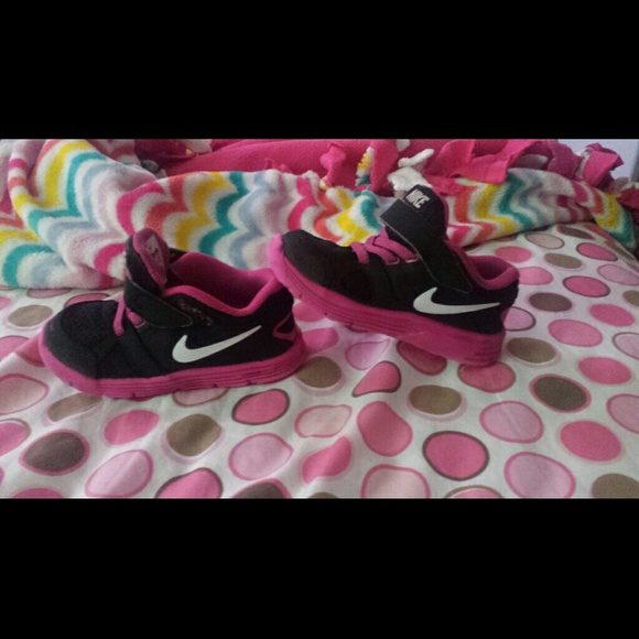 Toddler nike