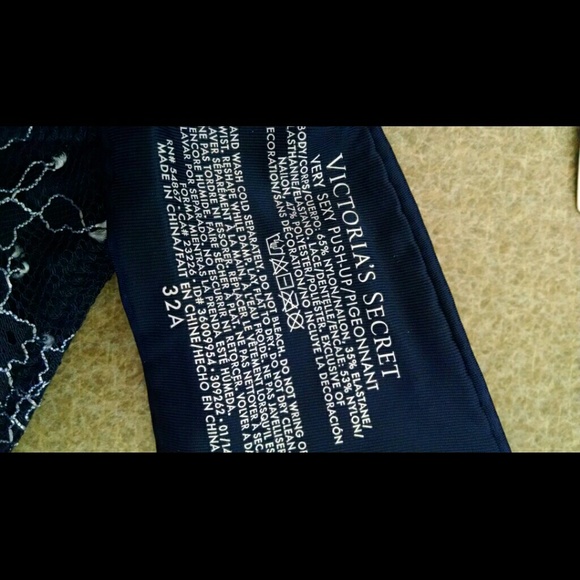 SOLD***Very Sexy Push-up bra 32A panty os - Picture 3 of 4