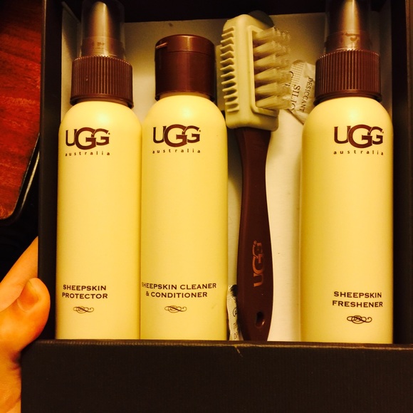 Ugg cleaning kit