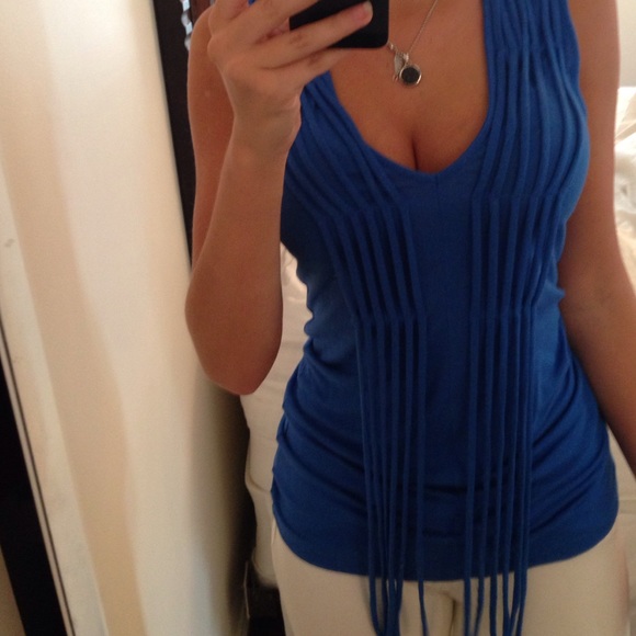 ❗️SOLD❗️🎉2x HP🎉 Urban outfitters fringe top - Picture 4 of 4