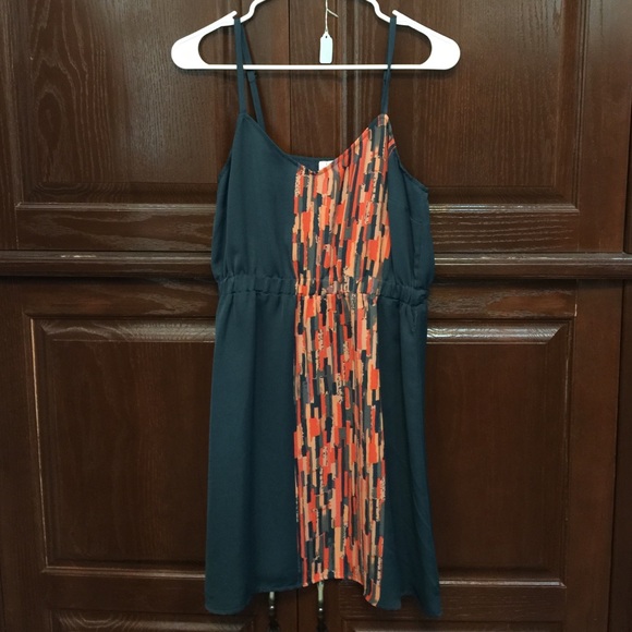 LC Lauren Conrad Dresses & Skirts - Lauren Conrad, size 6, adjustable straps dress