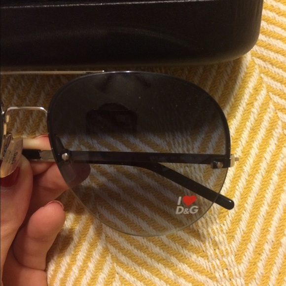 *SOLD* Dolce & Gabbana Aviators - Picture 2 of 4