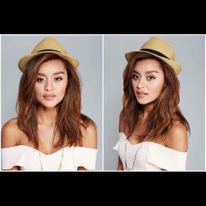NWT bow banded straw fedora in khaki