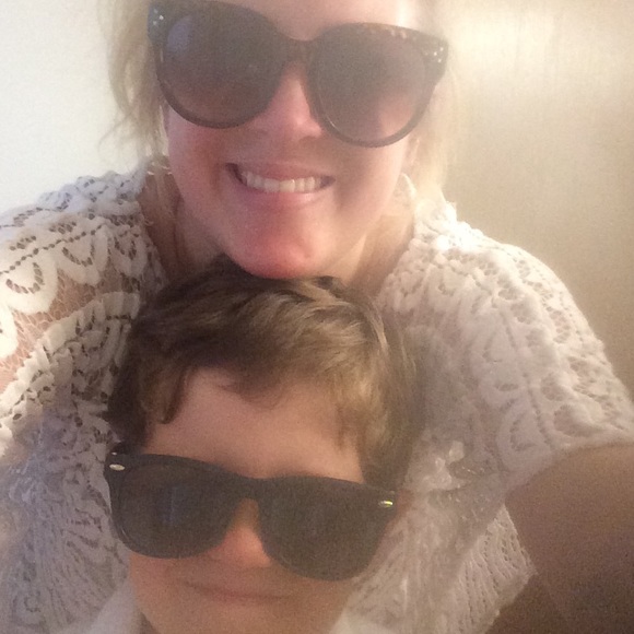 💛 MEET THE POSHER(S) 👶👶👩🐶🐱🐯 - Picture 5 of 16